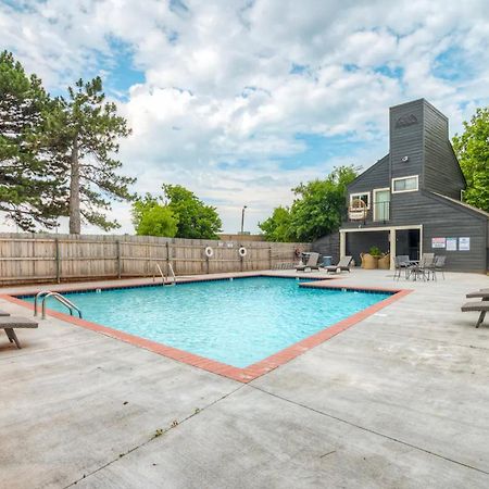 Cozy Updated Cove Of Heaven, 5Mins To Lake Hefner! โอคลาโฮมาซิตี้ ภายนอก รูปภาพ