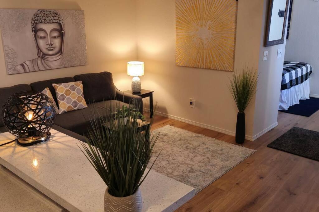 Cozy Updated Cove Of Heaven, 5Mins To Lake Hefner! โอคลาโฮมาซิตี้ ภายนอก รูปภาพ